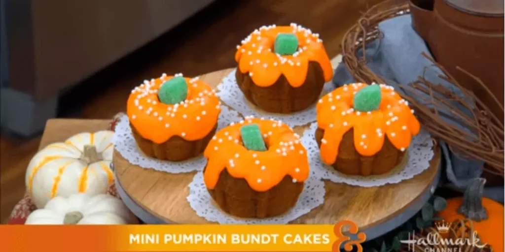 Mini Pumpkin Bundt Cakes